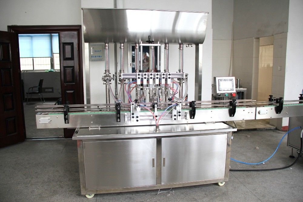 Zamówiona automatyczna maszyna do napełniania płynami z kremem dla linii produkcyjnej wypełniaczy od 100 ml do 1000 ml