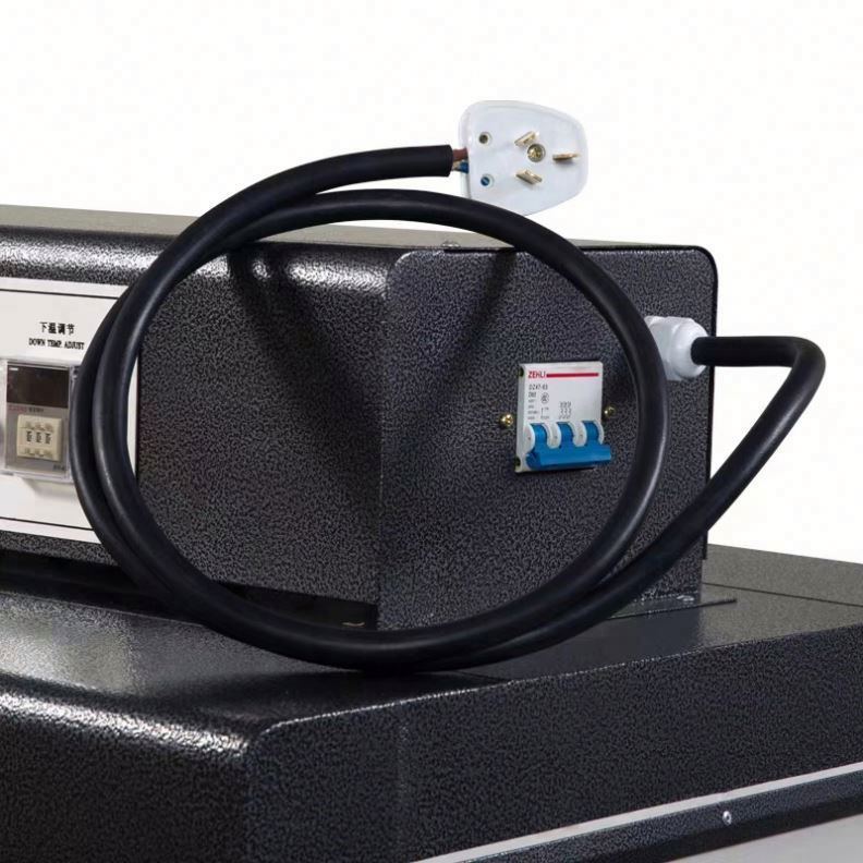 Gorąca sprzedaż Mała folia z tworzyw sztucznych tunel cieplny skurcz Maszyna do cięcia opakowań do butelki / pudełka Łatwo obsługiwać