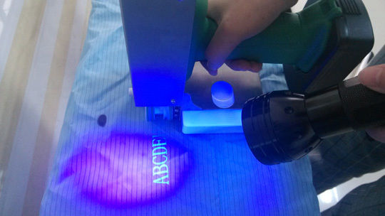 Wysokiej wydajności drukarka atramentowa, maszyna do kodowania daty ważności, ręczna drukarka atramentowa AU-260