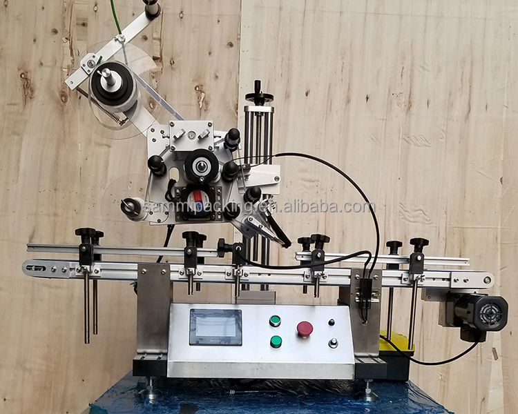 Profesjonalna, szybka automatyczna etykieciarka do powierzchni płaskich, pudełek, toreb - Etykieciarka do naklejek samoprzylepnych z przenośnikiem