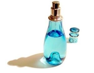 Tania cena ręczna pneumatyczna maszyna do korkowania perfum ze stali nierdzewnej, prasa do zamykania perfum