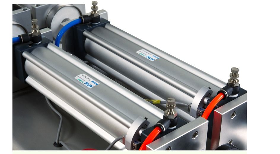 Wysokiej dokładności tłoków typu podwójne dysze Napój napój płynny do napojów bezalkoholowych/Woda