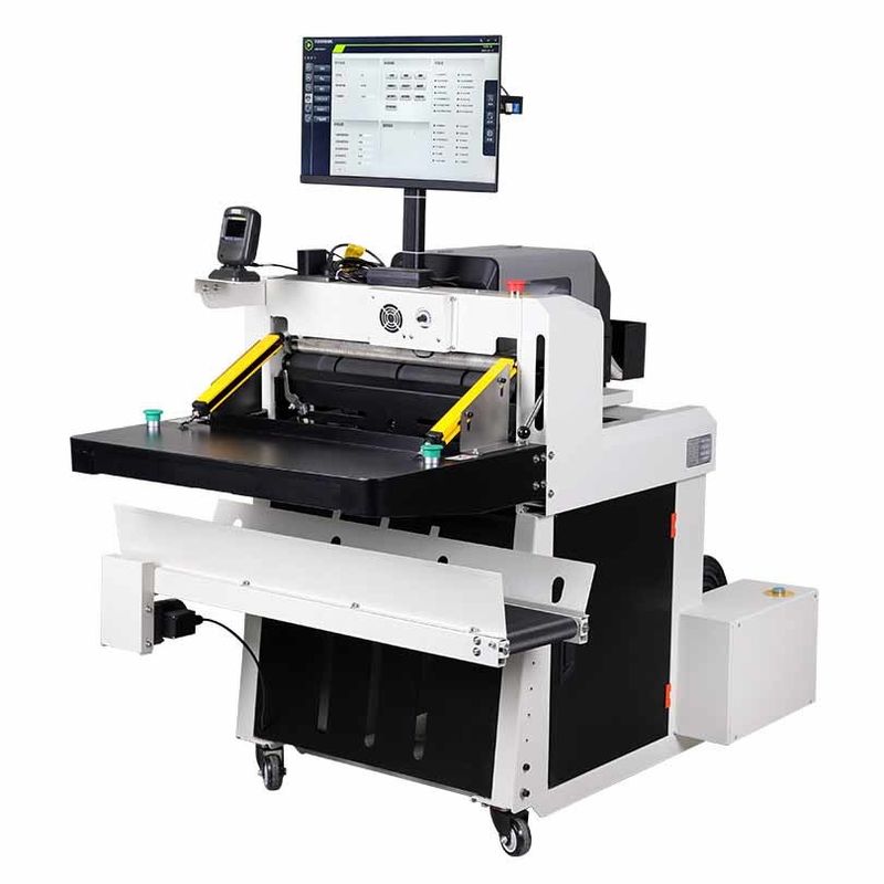 Automatyczna maszyna do pakowania w czarne worki PE do ekspresowej wysyłki, używana do artykułów codziennego użytku, odzieży, obuwia, zabawek i worków na artykuły metalowe